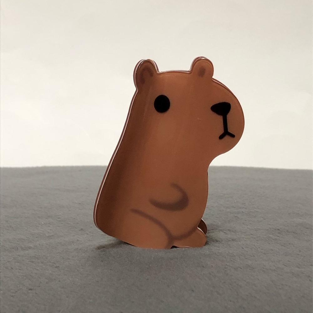 Capybara Hair Claw Clip